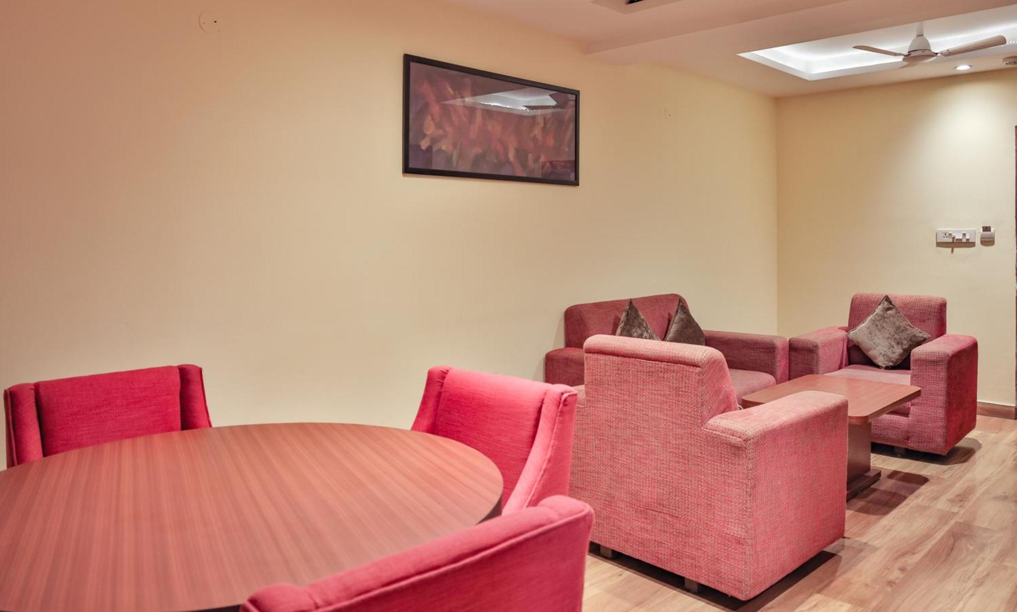 Hotel Cama Mohali Ngoại thất bức ảnh