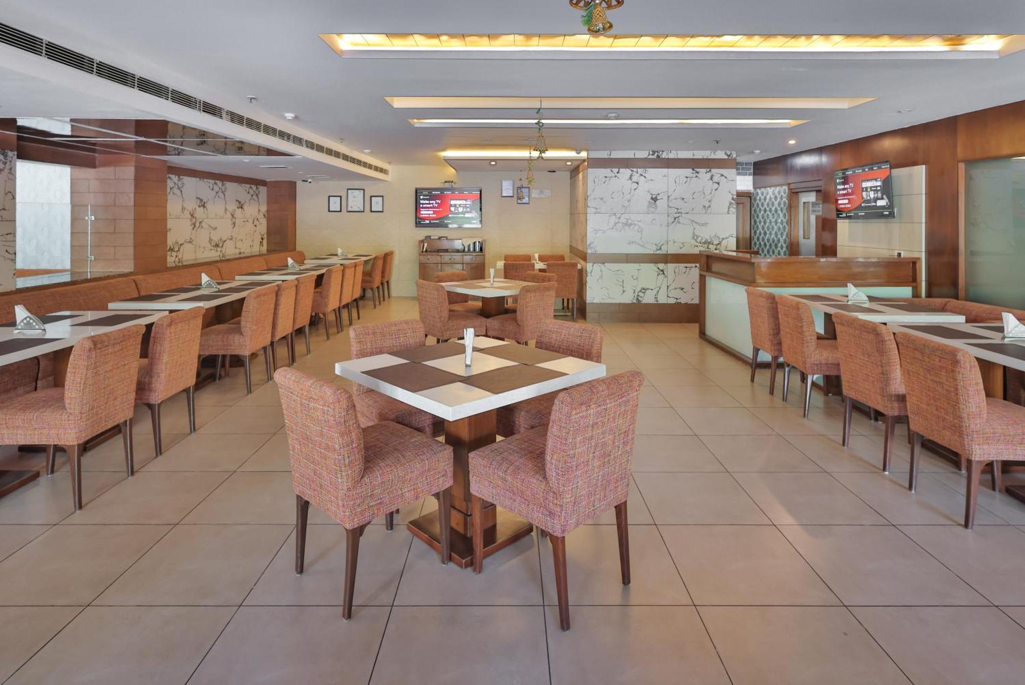 Hotel Cama Mohali Ngoại thất bức ảnh