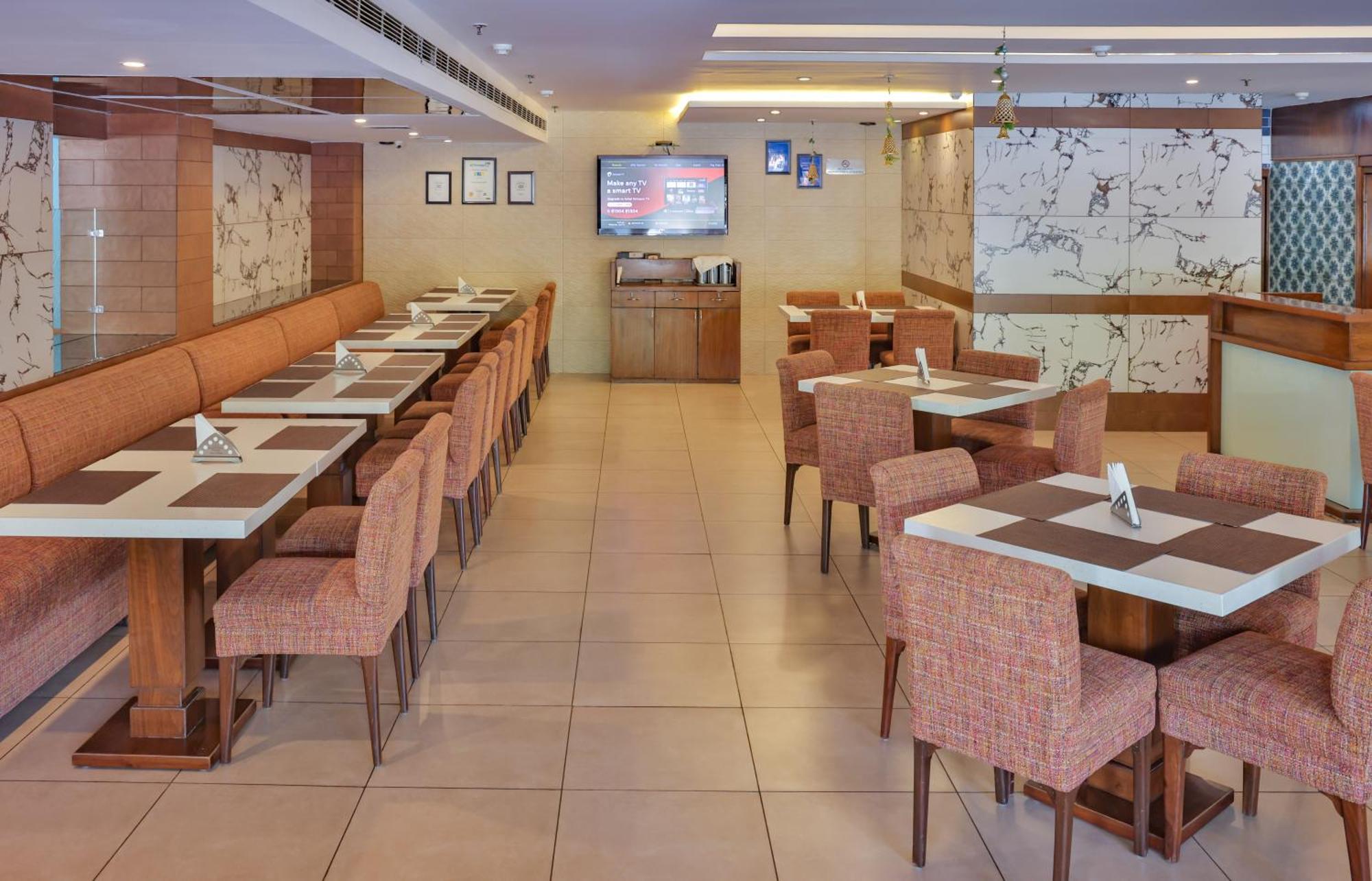 Hotel Cama Mohali Ngoại thất bức ảnh
