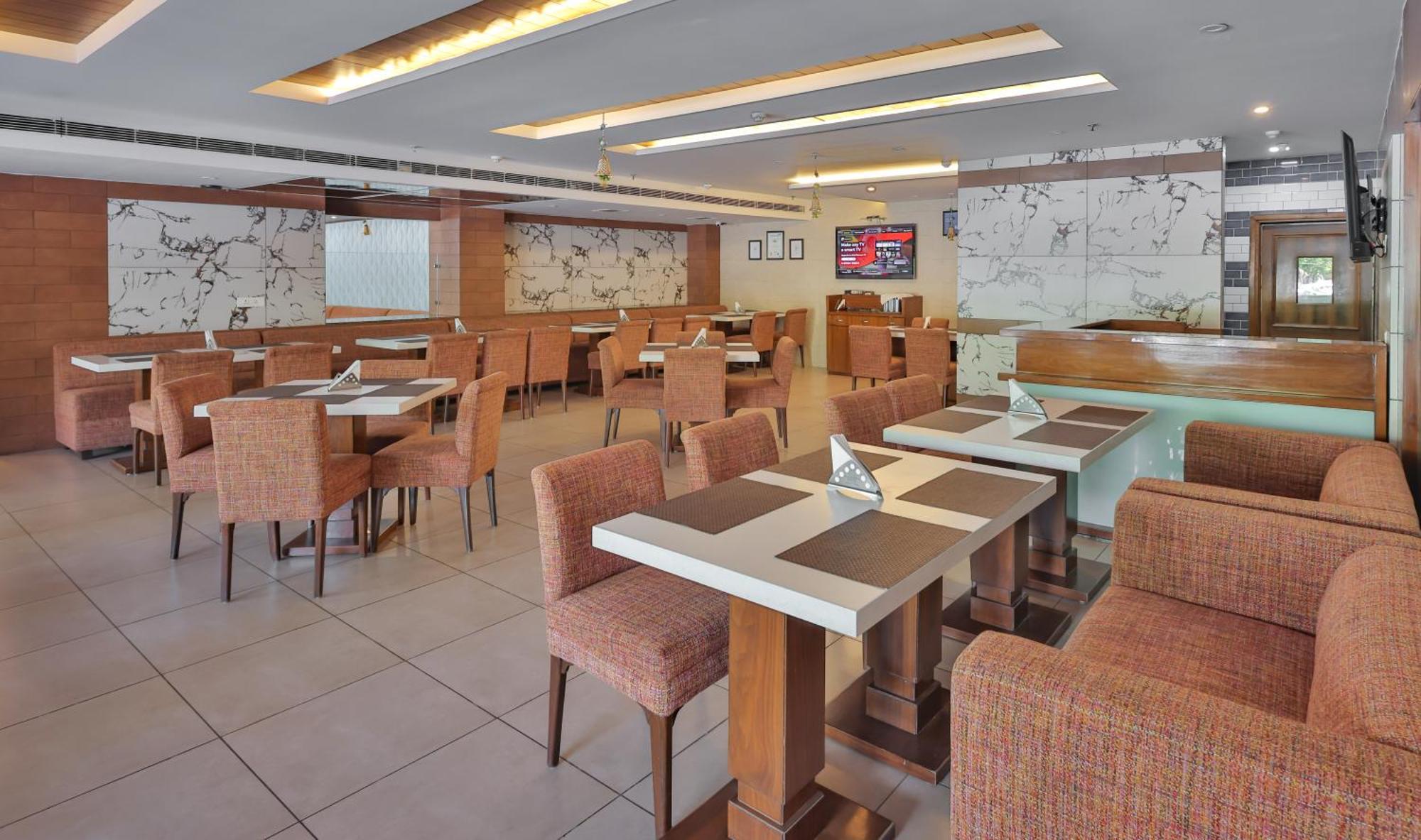 Hotel Cama Mohali Ngoại thất bức ảnh