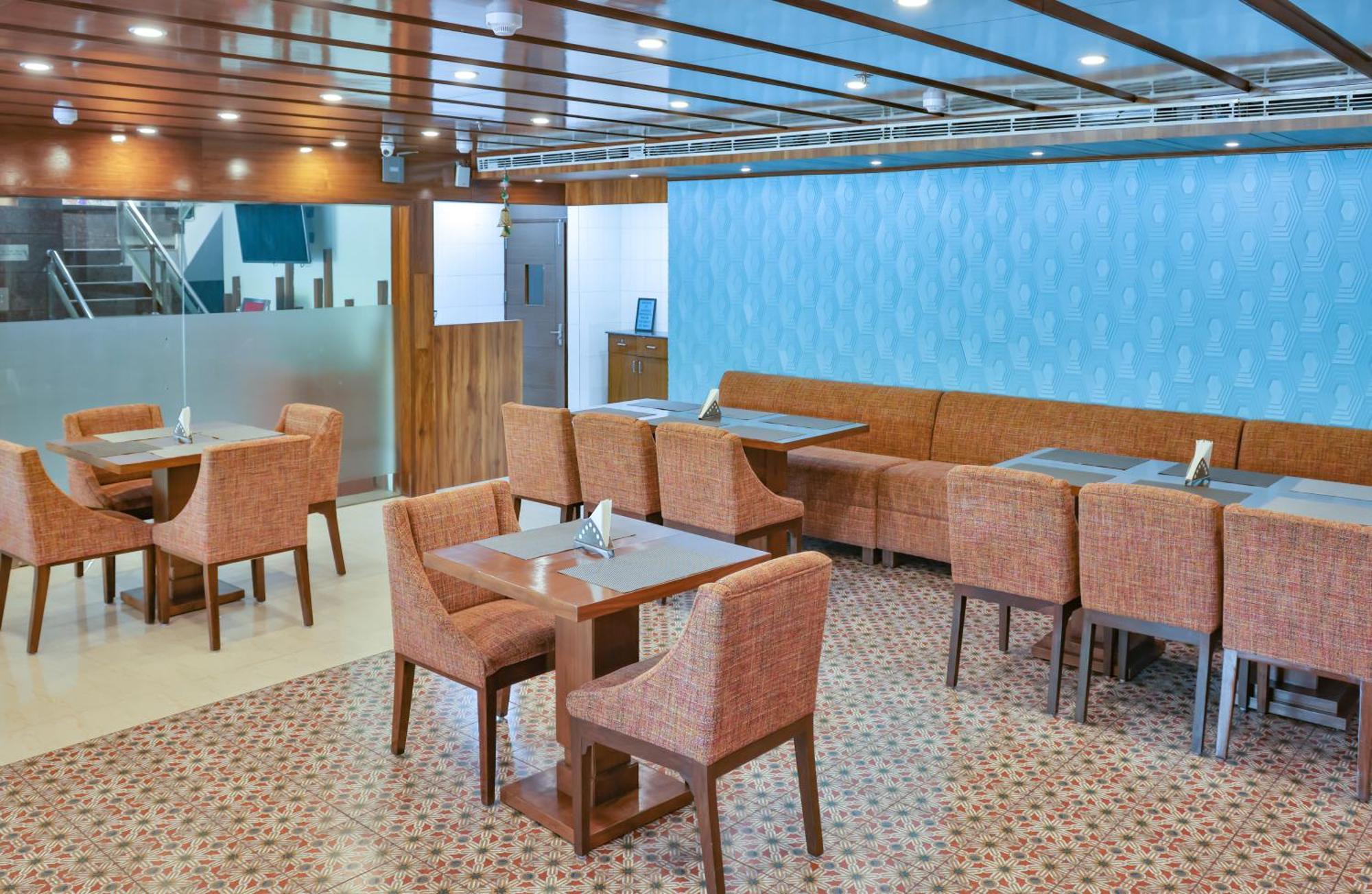 Hotel Cama Mohali Ngoại thất bức ảnh